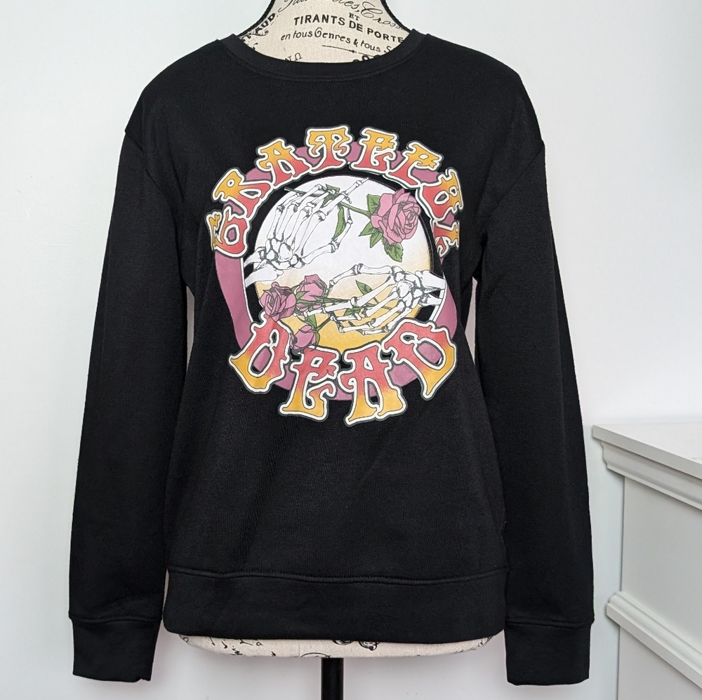 GRATEFUL DEAD | Women's Black Skeleton Rose Long Sleeved Crewneck Fleece…